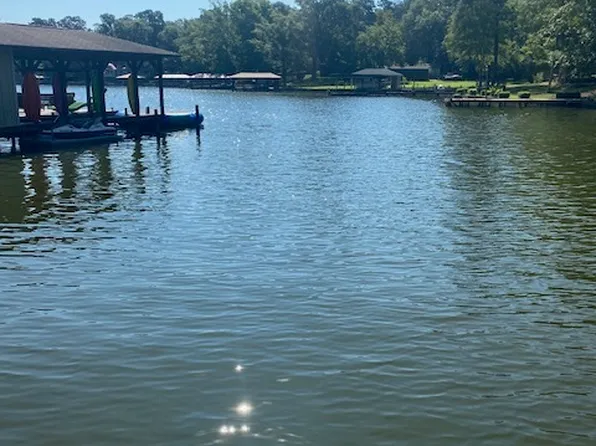 102 S Cay Dr SE, Eatonton, GA 31024