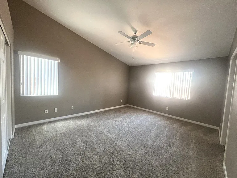 1929 Blue Ribbon Dr — Photo 10