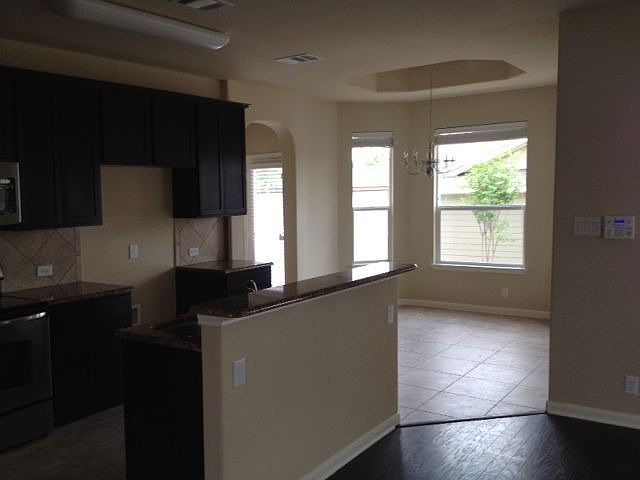 1604 Willow Way