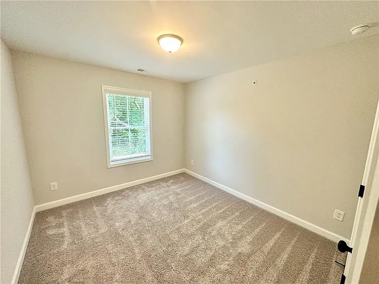 118 Bluffington Way — Photo 17