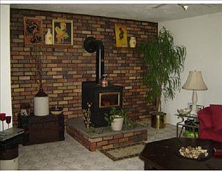 3rd image of 251 Mamont Dr