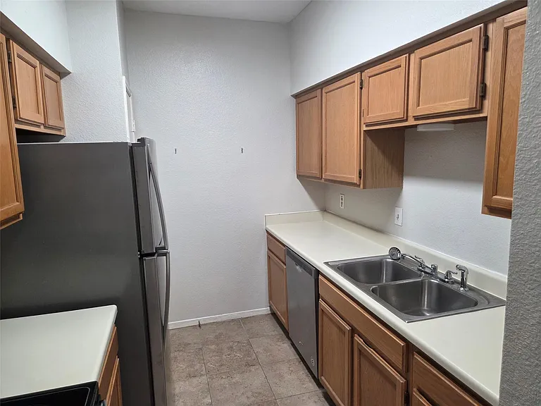 3780 Tanglewilde St #106 — Photo 6