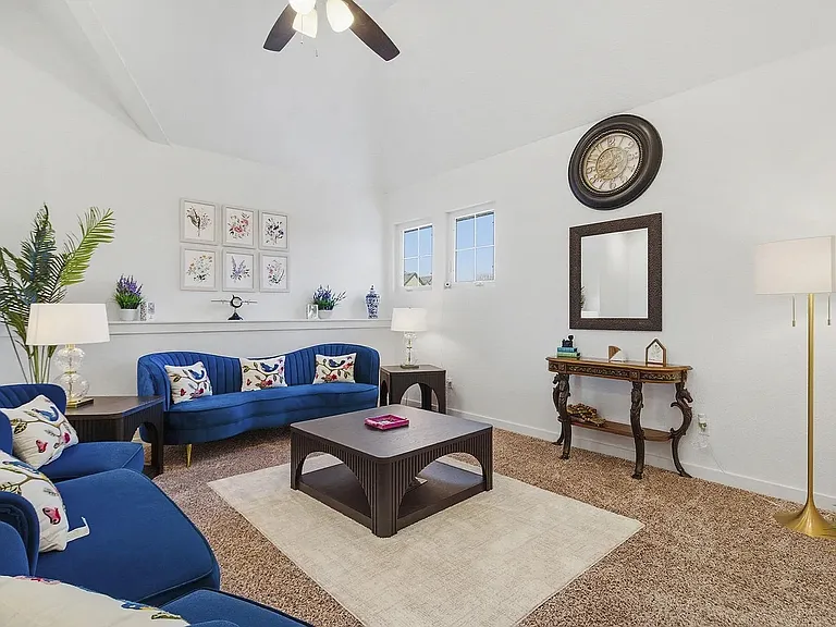 703 S Hickory Dr — Photo 29