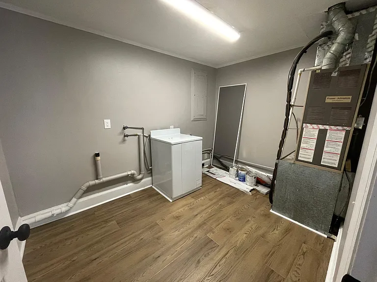 268 Brackett Rd — Photo 11
