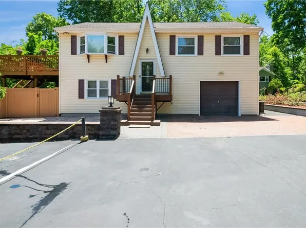 24 Stephens Lane, Tappan, NY 10983