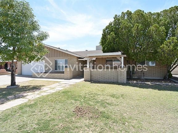 2nd image of 4601 W Paradise Dr