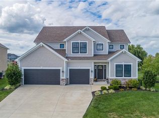 995 Greenmantle Dr, Troy, OH
