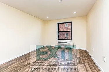 Rented by EXIT Realty Premium