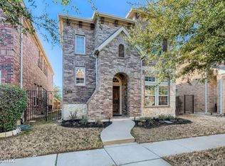 222 Knapford Sta, Euless, TX 76040