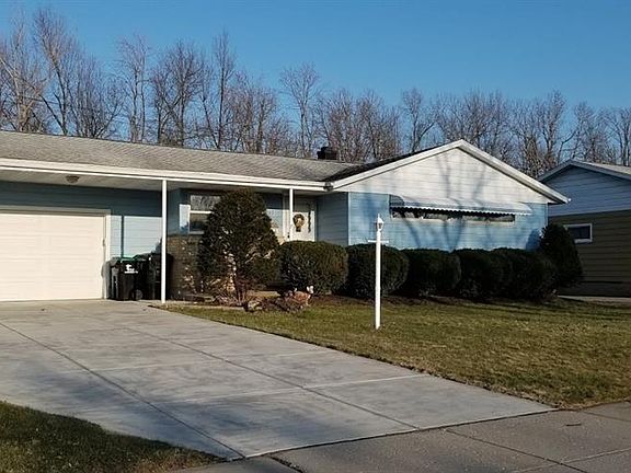 2nd image of 365 Evergreen Dr