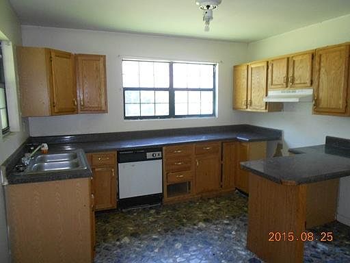 4th image of 3403 Rockford Boyd Dr