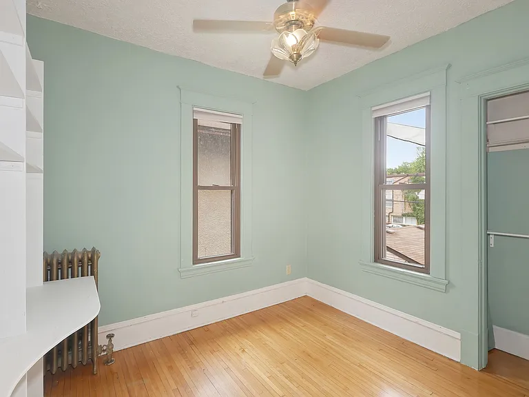 2535 Aldrich Avenue South - 1 — Photo 9