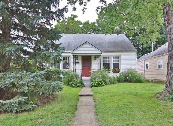 2nd image of 266 Rosslyn Ave