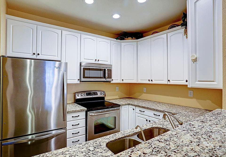 1st image of 9850 Pagewood Ln APT 1904