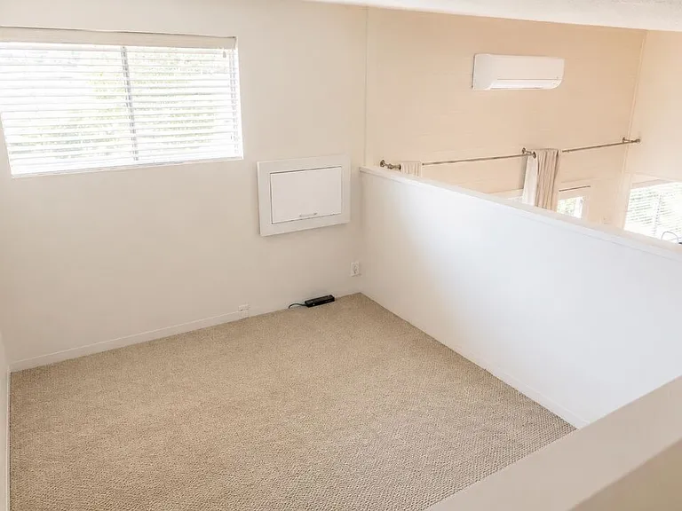 14829 Otsego St — Photo 5