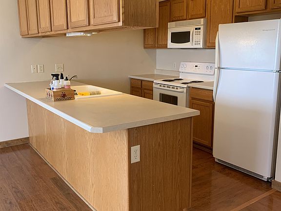 Kitchen with Island