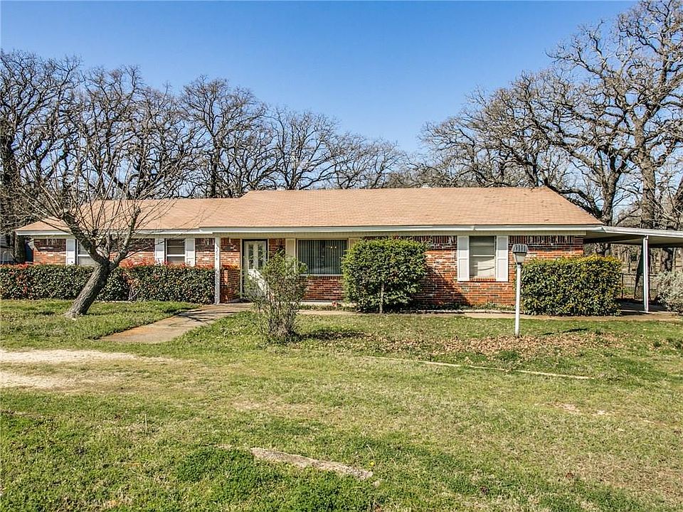 1st image of 2204 Etta Ln