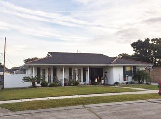 217 Broadway St, Gretna, LA 70053