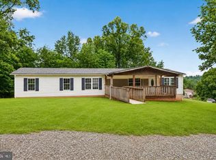 1382 Walnut Shell Dr, Vinton, VA 24179
