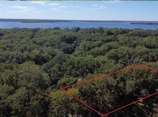304 Comanche Trl, West Tawakoni, TX 75474