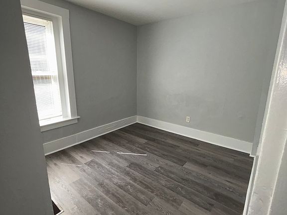 3rd image of 199-207 Howe Ave #195-1/5A