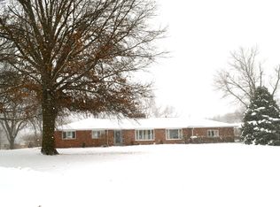 6925 Starlite Dr, Omaha, NE 68152