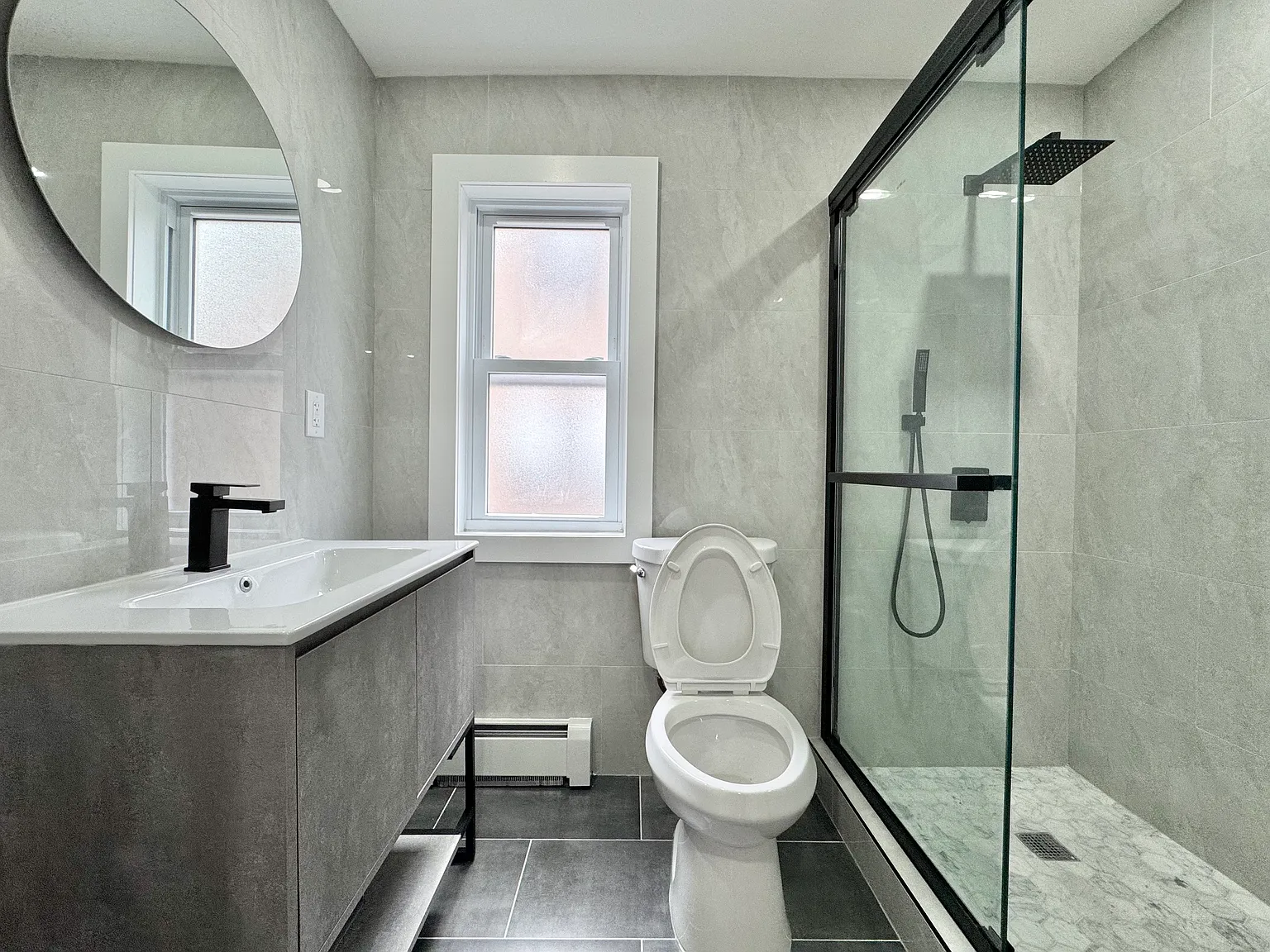 2 bed, 700 sqft, $3,000 — Photo 4