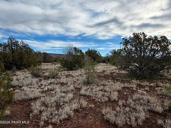 3rd image of 1224 W Ridgeview Dr