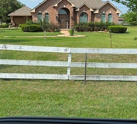 2nd image of 5023 Quail West Rd