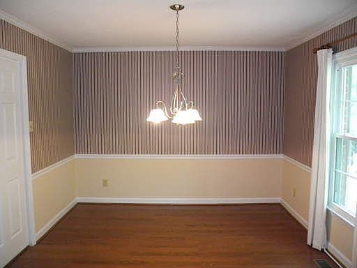 3rd image of 414 Courtland Ter