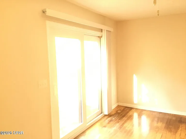 1025 W 19th 16c St #16C — Photo 7