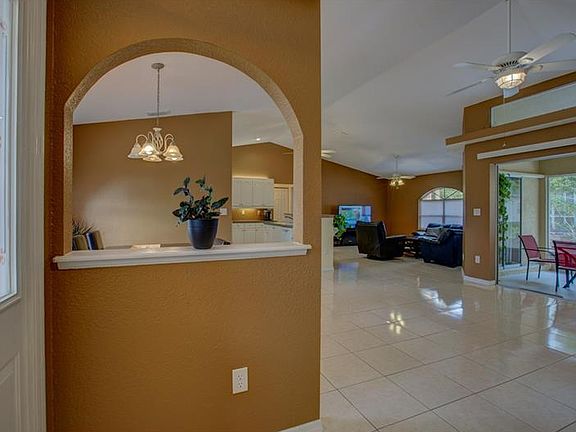 3rd image of 5894 San Luis Ter