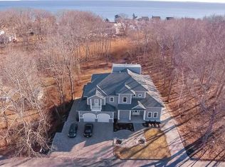 2 Hemlock Cir, Old Lyme, CT 06371