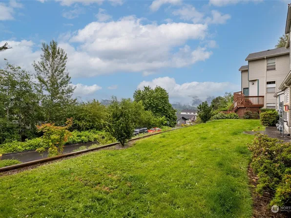 816 20th St #104, Bellingham, WA 98225