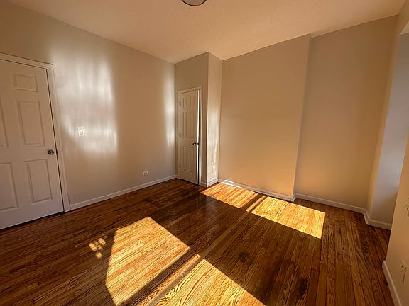 5th image of 331 W 35th St APT 4E