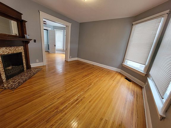 2nd image of 218 S 2nd St