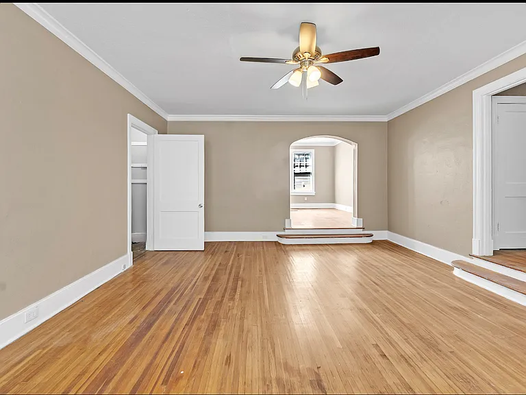 673 E Pkwy S #1 — Photo 16