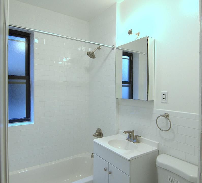 2nd image of 4705 44th St #C/4
