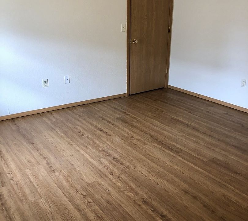 Main & Veterans Crossing 1 Toms Dr Bloomington IL Zillow