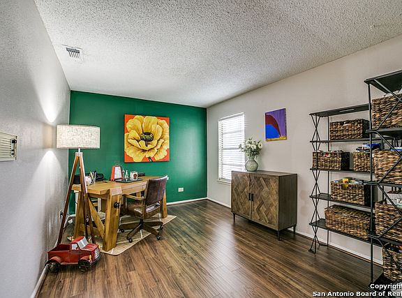 5th image of 6207 Farragut Dr