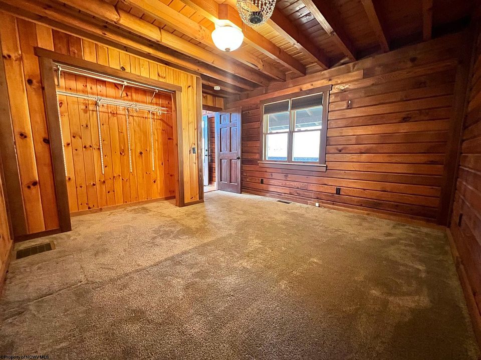 13th image of this home