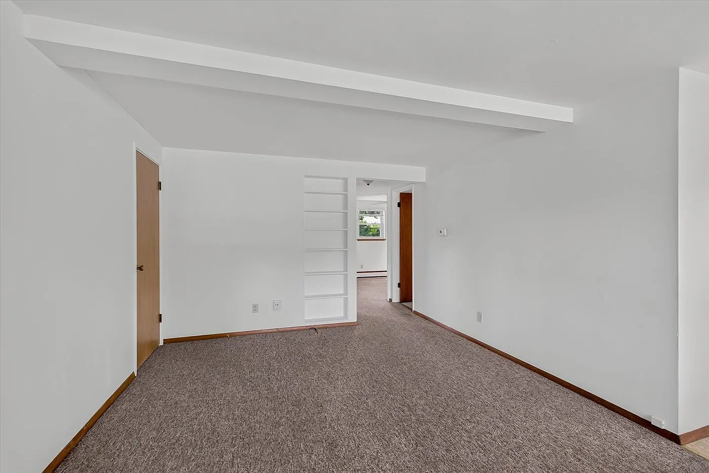 5809 Raymond Rd — Photo 4