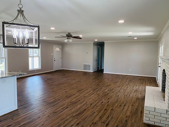 5th image of 2810 Osage Ave