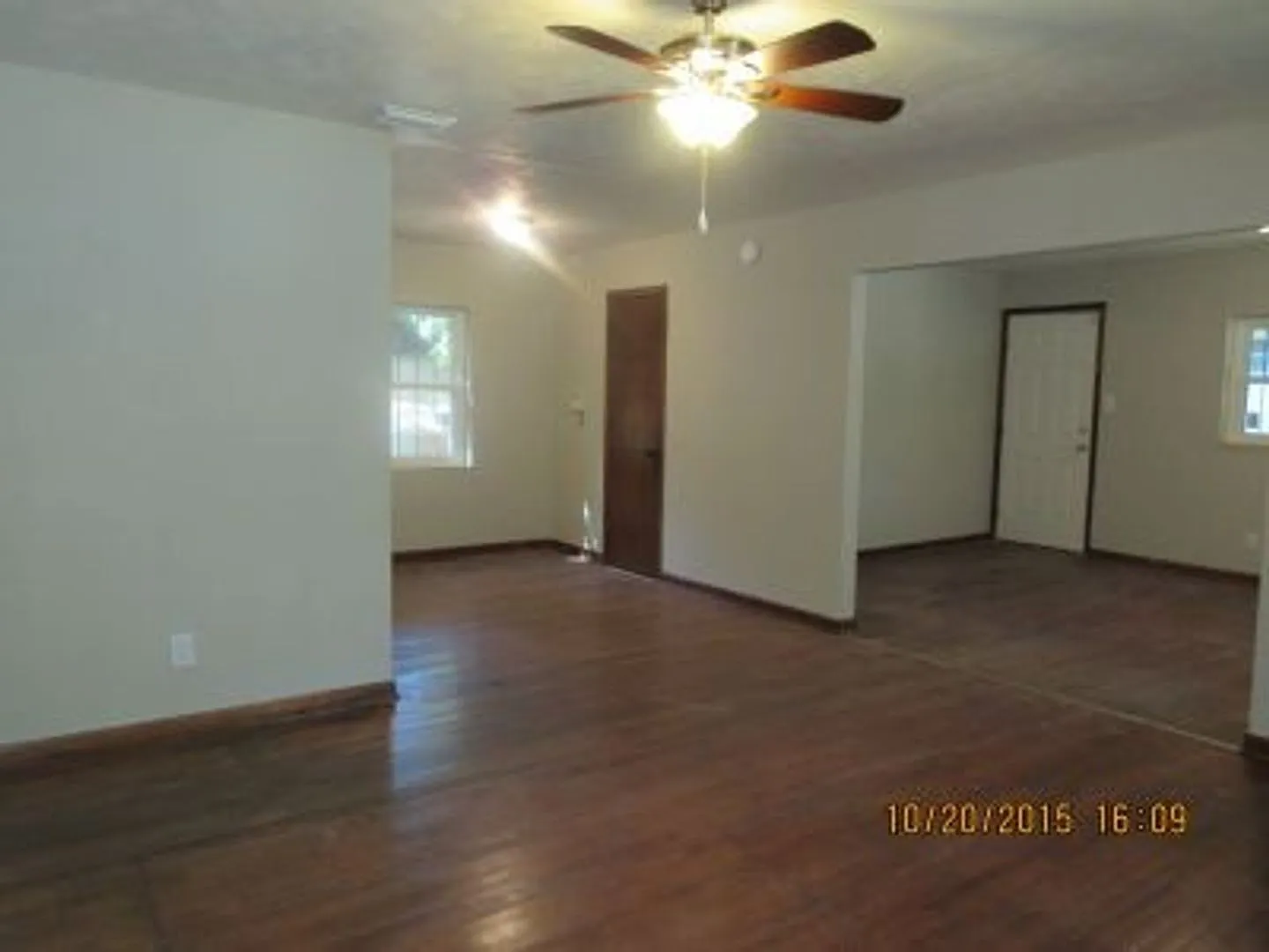 832 Arkansas St - Large Backyard — Photo 2