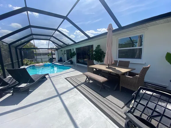 262 Long Meadow Ln, Rotonda West, FL 33947