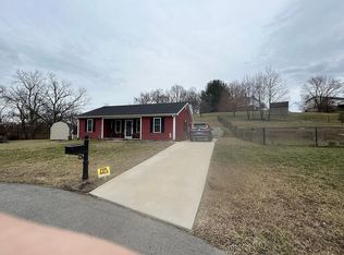 181 Castleberry St, Lebanon, KY 40033