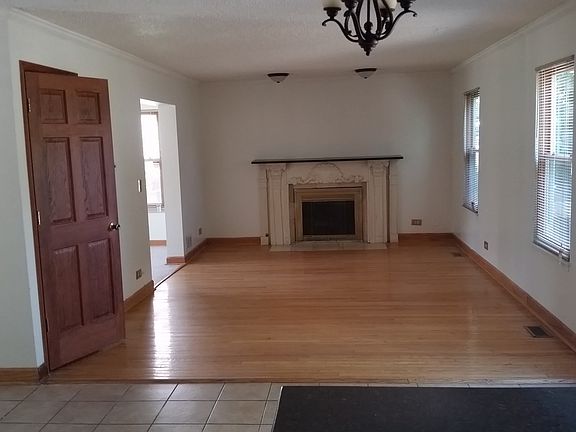 5th image of 308 Homewood Dr