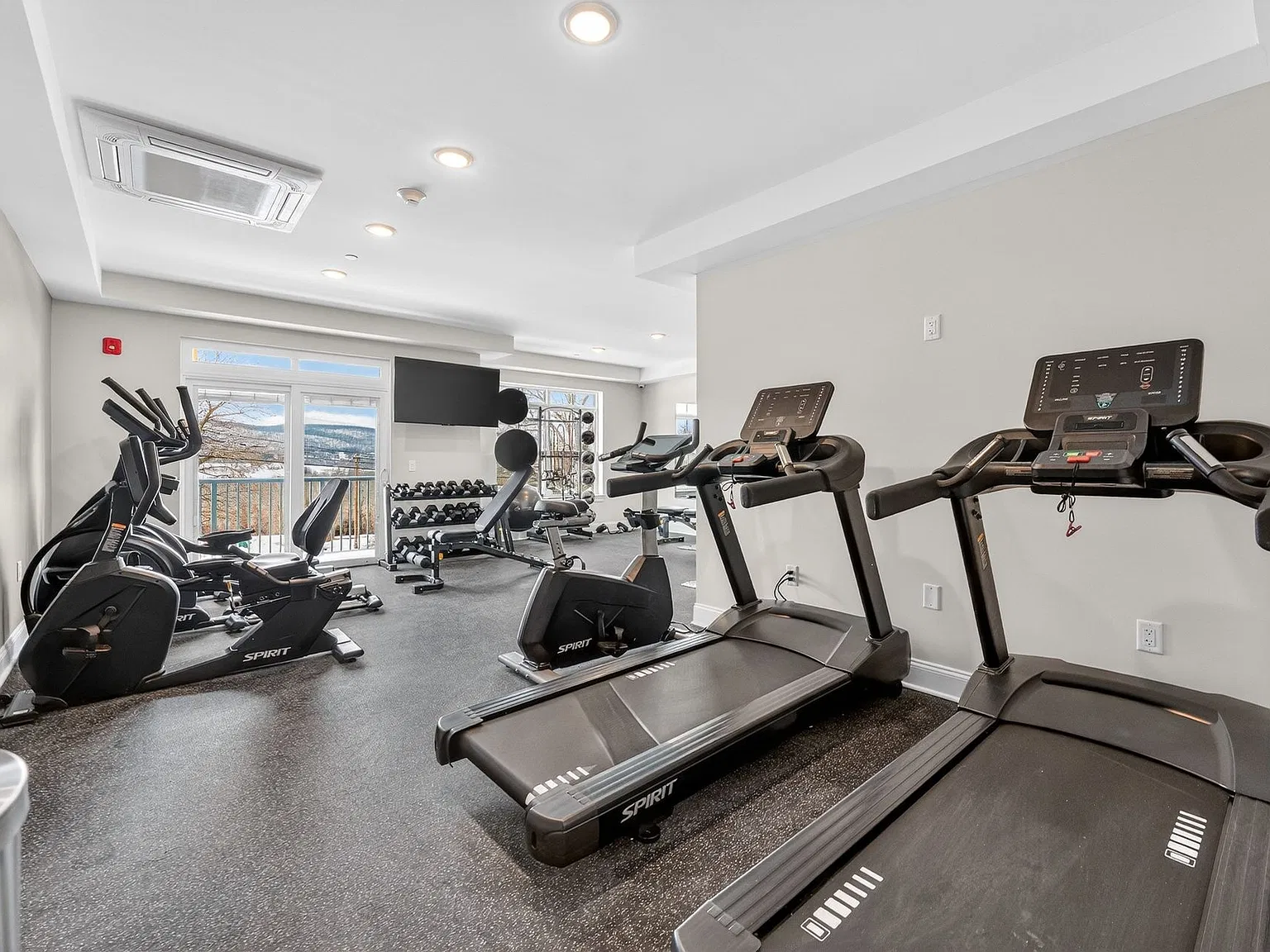 Theta Grove, a Luxurious 55+ Rental Community — Photo 4