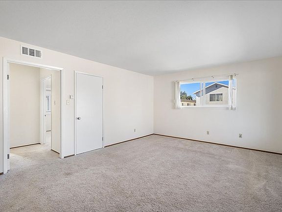 5th image of 1337 Pearl St #H