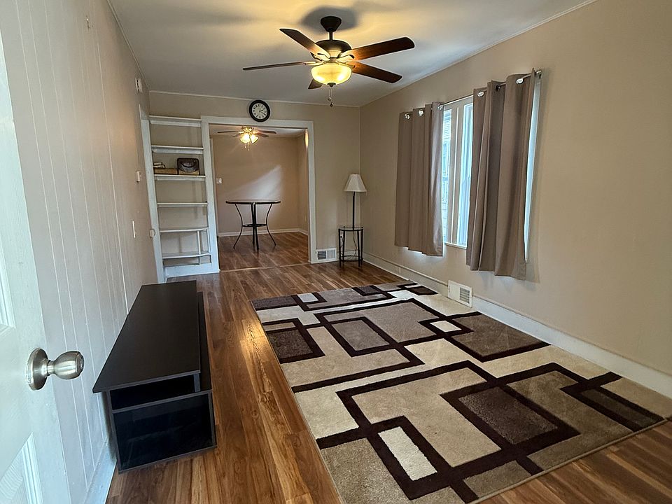 1st image of 10 Brandriff Ave